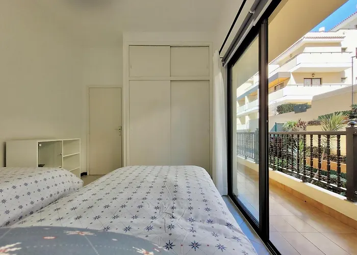 Victoria Apartment *