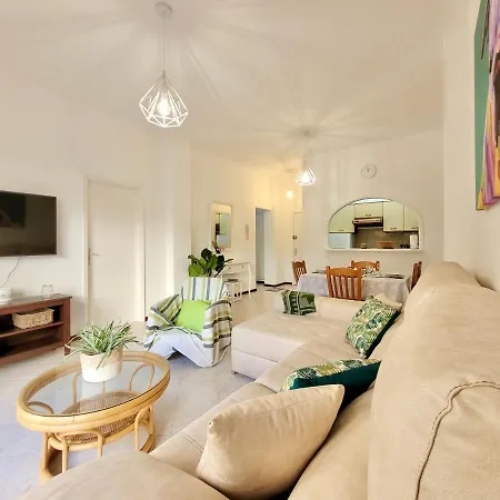 Victoria Apartment